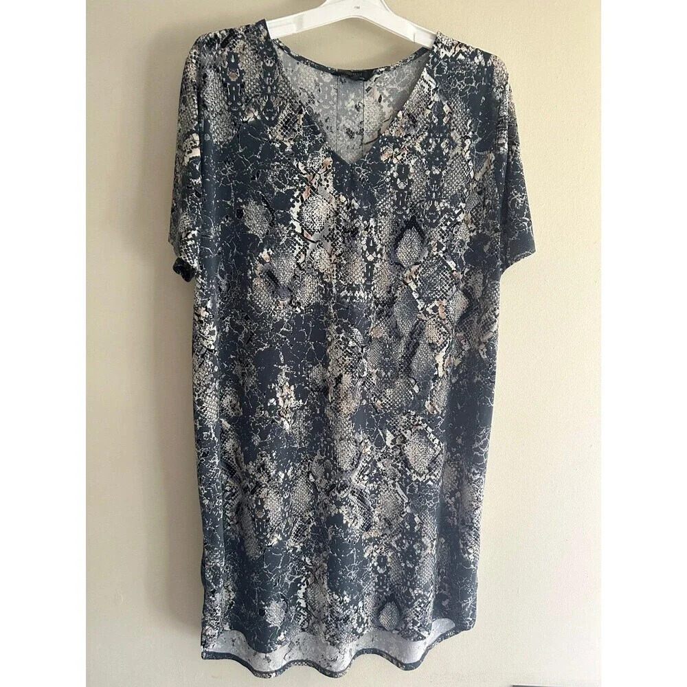 Women’s V-Neck Snakeskin Print Dress size XXL